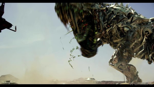 Transformers The Last Knight International Trailer 4K Screencap Gallery 028 (28 of 431)